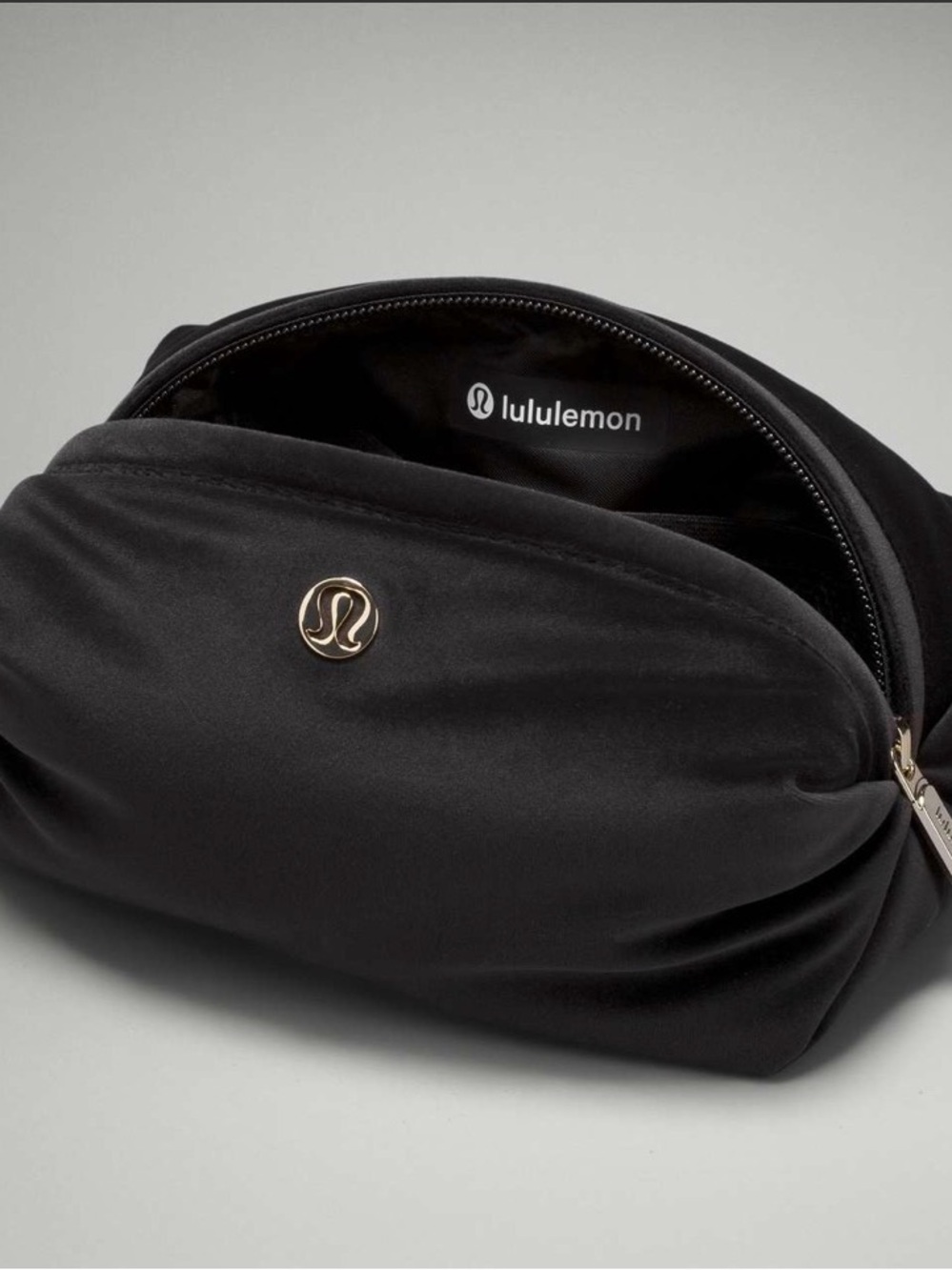 NWT Lululemon Feeling Ready Mini Velour Pouch - Picture 2 of 5